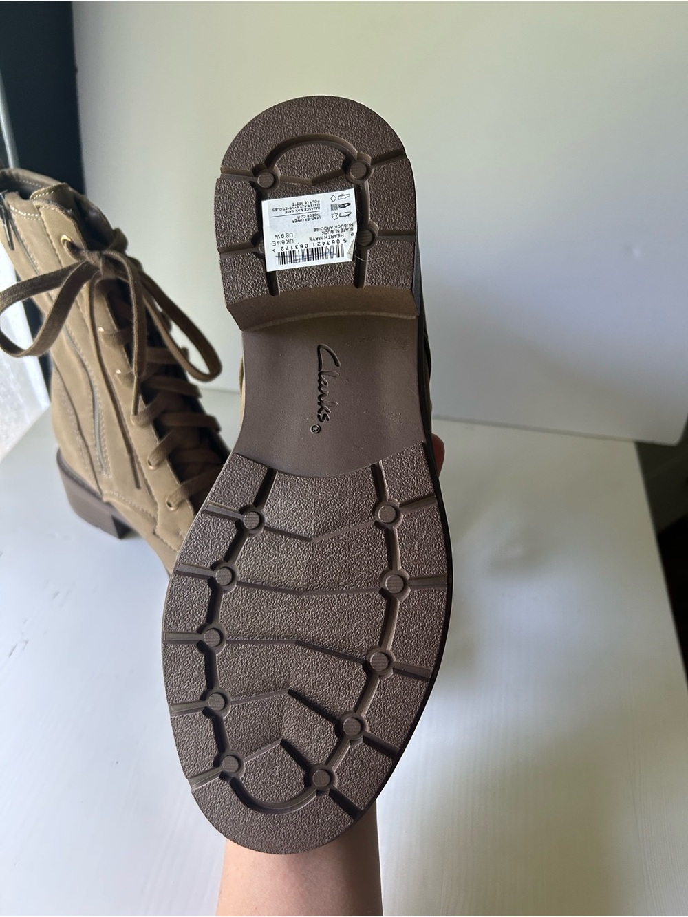 Clarks Collection Hearth Maye Nubuck Leather Women’s Lace-Up Tan Combat Boots 9 - Picture 8 of 11